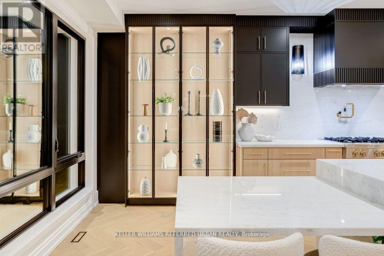 33 TWELFTH STREET, Toronto (New Toronto), Ontario, M8V3G8