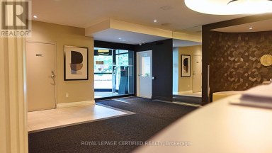 1806 - 550 WEBB DRIVE Mississauga (City Centre) Ontario photo 4