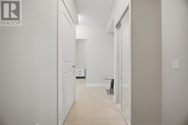 1309 - 204 BURNHAMTHORPE ROAD E Mississauga (Mississauga Valleys) Ontario photo 8