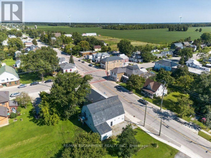 4 ERIE AVENUE S, Haldimand, Ontario, N0A1G0