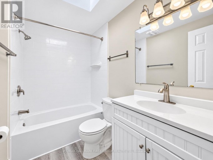 174 HIGHVIEW AVENUE E, London South (South P), Ontario, N6C5G7