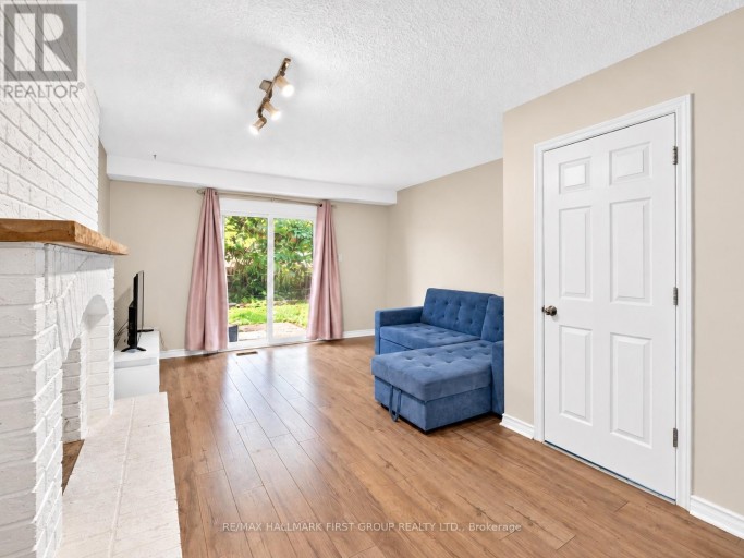 174 HIGHVIEW AVENUE E, London South (South P), Ontario, N6C5G7