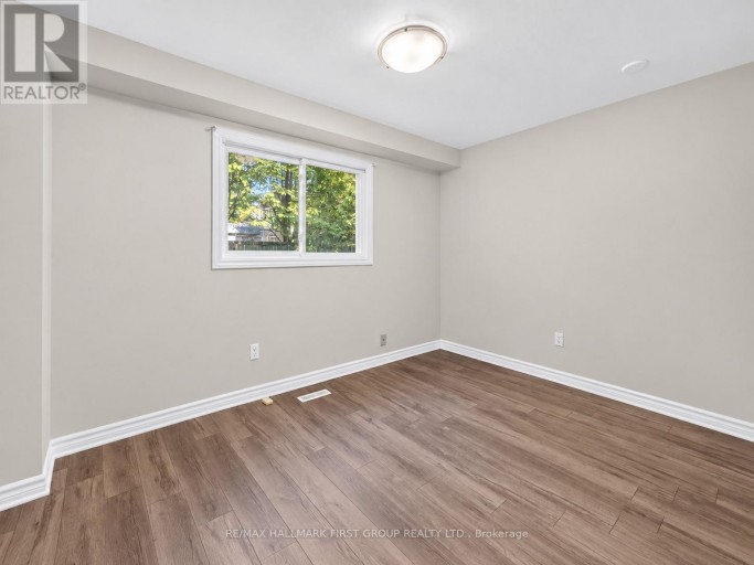 174 HIGHVIEW AVENUE E, London South (South P), Ontario, N6C5G7