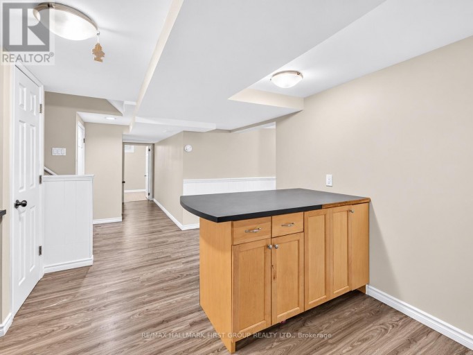 174 HIGHVIEW AVENUE E, London South (South P), Ontario, N6C5G7