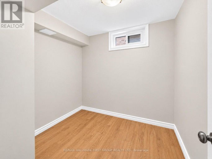 174 HIGHVIEW AVENUE E, London South (South P), Ontario, N6C5G7