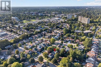 174 HIGHVIEW AVENUE E London South (South P) Ontario photo 42