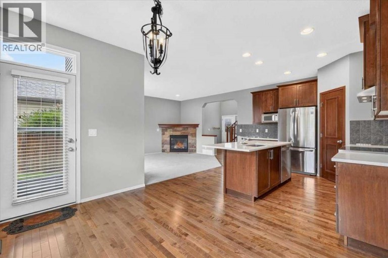 380 Royal Oak Heights NW, Calgary, Alberta, T3G5S4