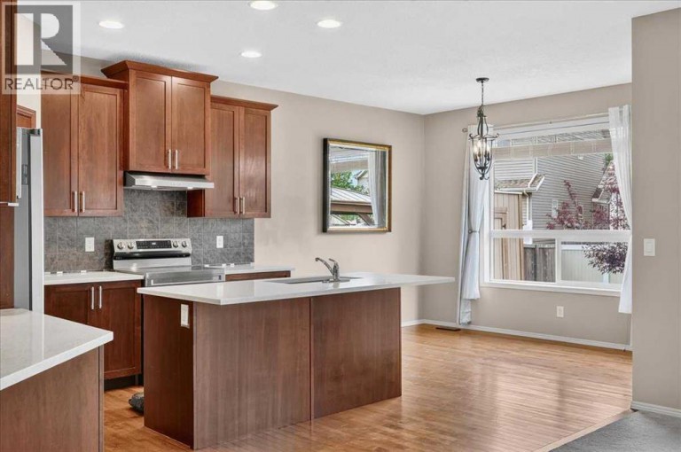 380 Royal Oak Heights NW, Calgary, Alberta, T3G5S4