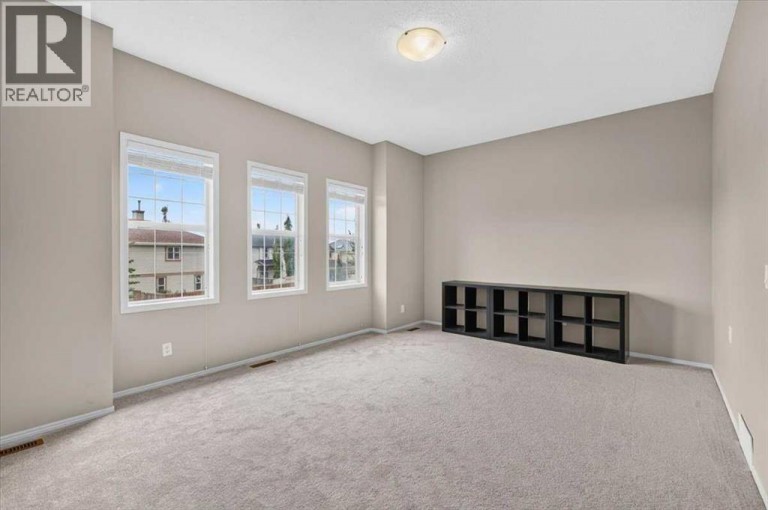 380 Royal Oak Heights NW, Calgary, Alberta, T3G5S4
