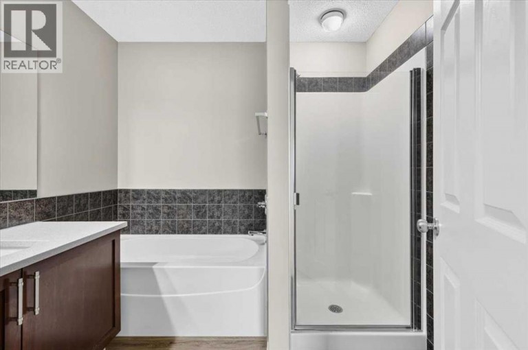 380 Royal Oak Heights NW, Calgary, Alberta, T3G5S4