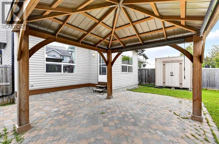 380 Royal Oak Heights NW, Calgary, Alberta, T3G5S4