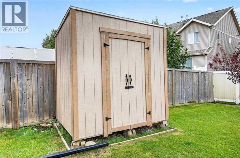 380 Royal Oak Heights NW, Calgary, Alberta, T3G5S4