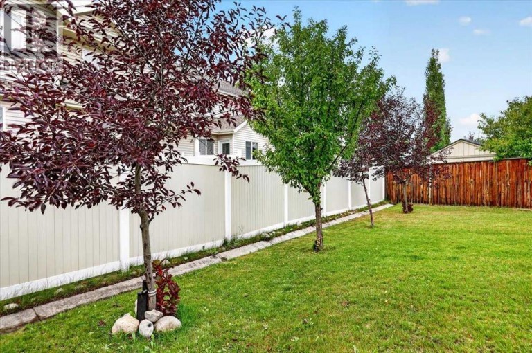 380 Royal Oak Heights NW, Calgary, Alberta, T3G5S4