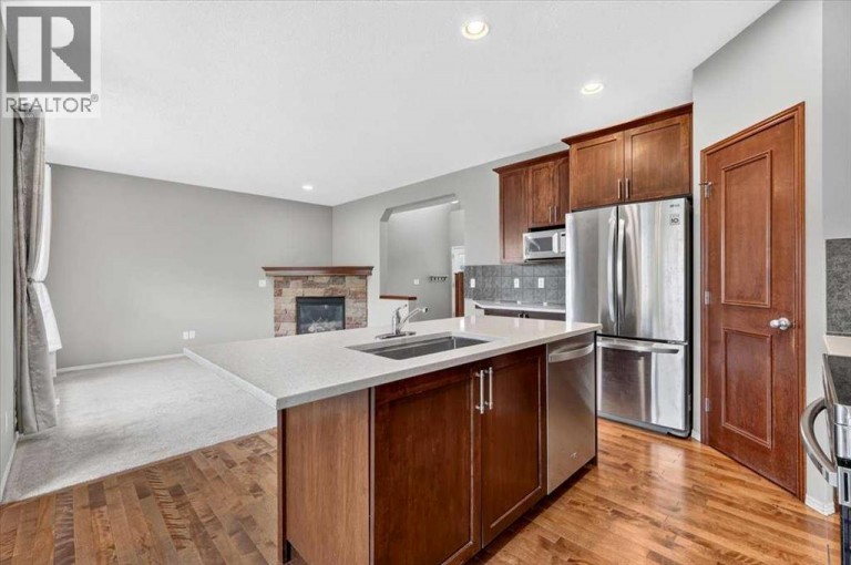 380 Royal Oak Heights NW, Calgary, Alberta, T3G5S4