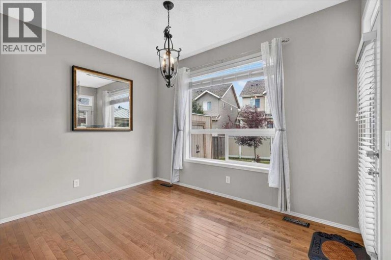 380 Royal Oak Heights NW, Calgary, Alberta, T3G5S4