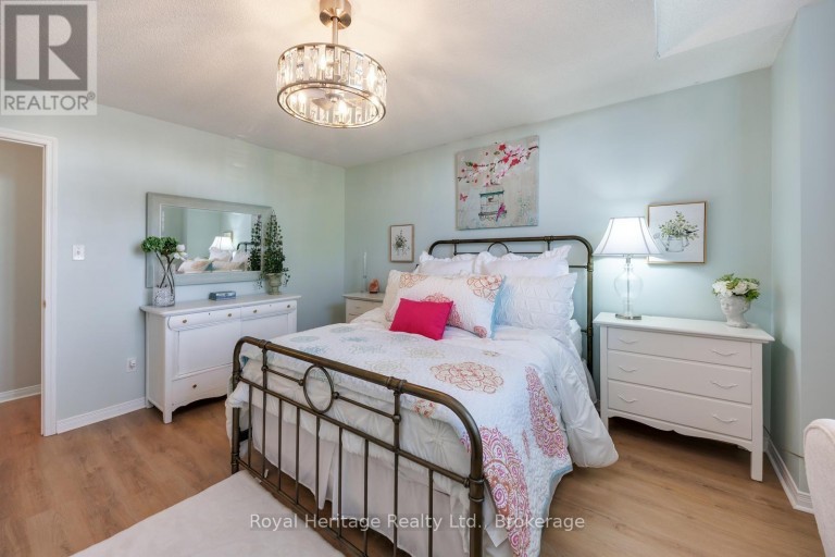 6 GOODALL CRESCENT, Clarington (Bowmanville), Ontario, L1C0G2