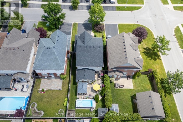 6 GOODALL CRESCENT, Clarington (Bowmanville), Ontario, L1C0G2