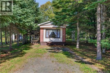 20 Knox Street Miramichi New Brunswick photo 3