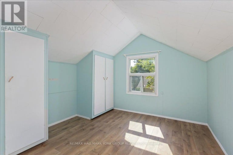 18 RAVENSWOOD DRIVE, Georgina (Sutton & Jackson's Point), Ontario, L0E1L0