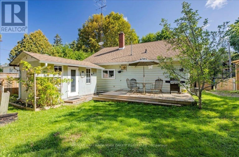 18 RAVENSWOOD DRIVE, Georgina (Sutton & Jackson's Point), Ontario, L0E1L0