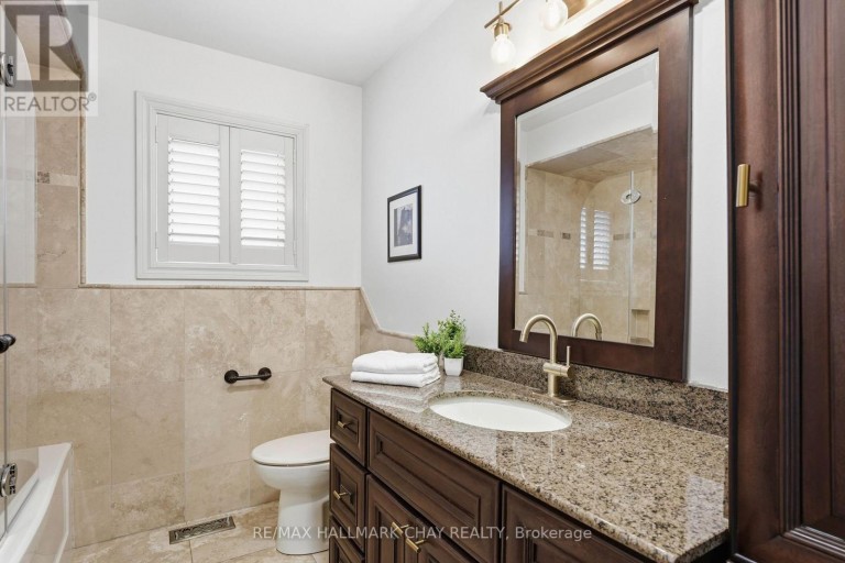 117 BROWN STREET, Barrie (Holly), Ontario, L4N7V7