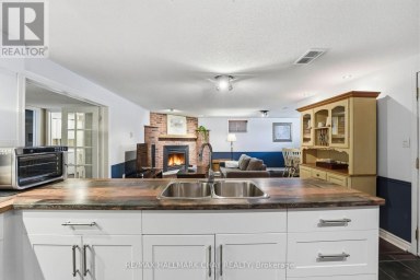 117 BROWN STREET Barrie (Holly) Ontario photo 22