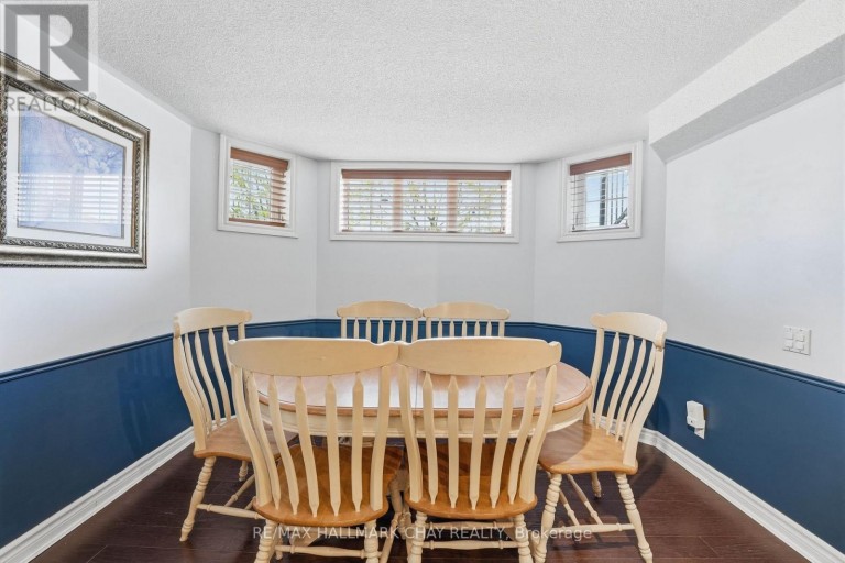 117 BROWN STREET, Barrie (Holly), Ontario, L4N7V7