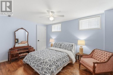 117 BROWN STREET Barrie (Holly) Ontario photo 32