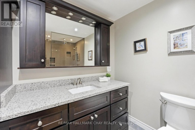 117 BROWN STREET, Barrie (Holly), Ontario, L4N7V7