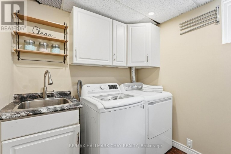117 BROWN STREET, Barrie (Holly), Ontario, L4N7V7