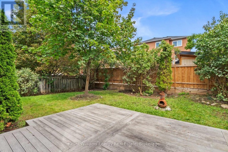 35 VIRGINIA DRIVE, Whitby (Pringle Creek), Ontario, L1R2X9