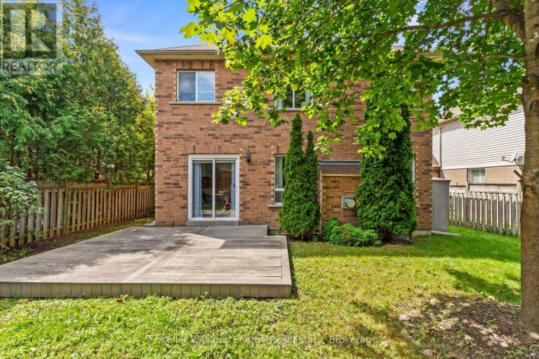 35 VIRGINIA DRIVE, Whitby (Pringle Creek), Ontario, L1R2X9