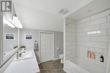 2433 COUNTY RD 121 ROAD Kawartha Lakes (Somerville) Ontario photo 32