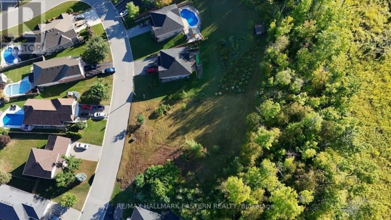 406 COUNTRY LANE, Selwyn, Ontario, K9L2A8