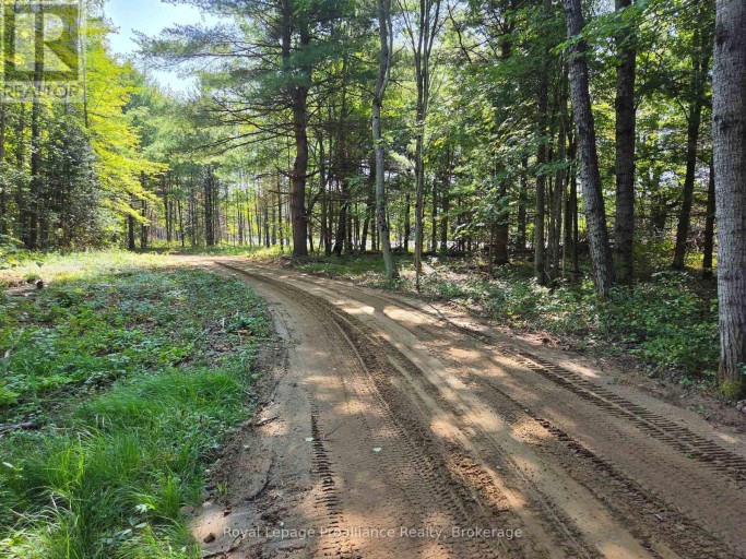292 HARTIN ROAD, Addington Highlands (Addington Highlands), Ontario, K0H2G0