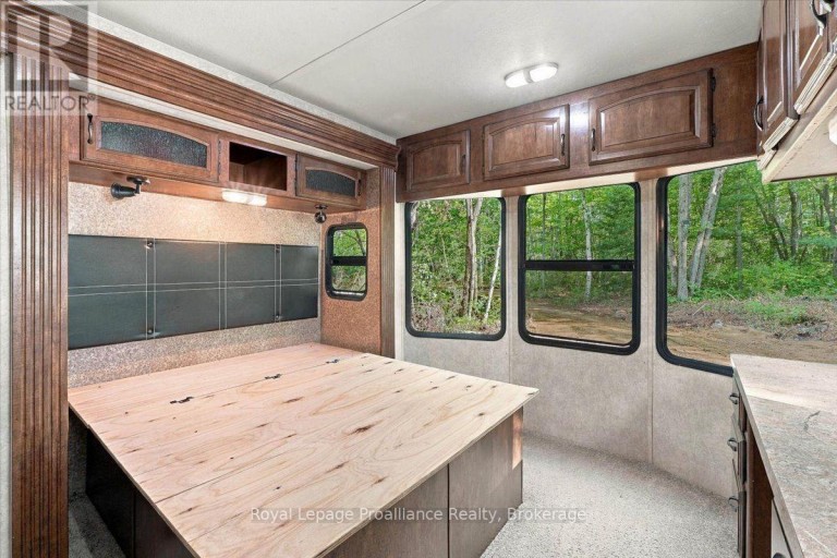 292 HARTIN ROAD, Addington Highlands (Addington Highlands), Ontario, K0H2G0