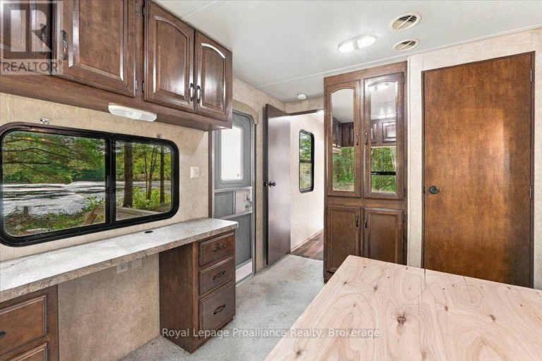 292 HARTIN ROAD, Addington Highlands (Addington Highlands), Ontario, K0H2G0