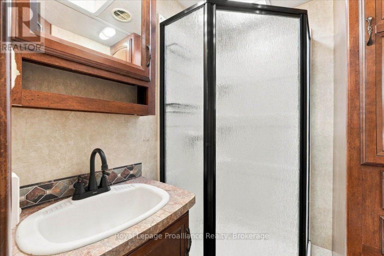 292 HARTIN ROAD, Addington Highlands (Addington Highlands), Ontario, K0H2G0