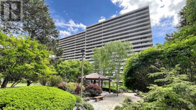 206 - 8111 YONGE STREET Markham (Royal Orchard) Ontario photo 1