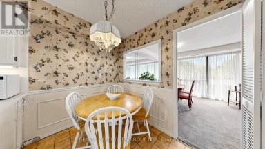206 - 8111 YONGE STREET Markham (Royal Orchard) Ontario photo 12