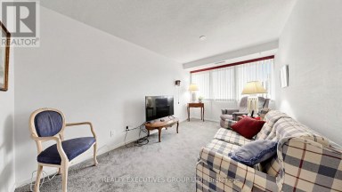 206 - 8111 YONGE STREET Markham (Royal Orchard) Ontario photo 19