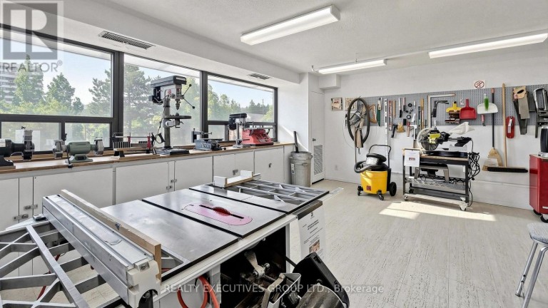 206 - 8111 YONGE STREET, Markham (Royal Orchard), Ontario, L3T4V9