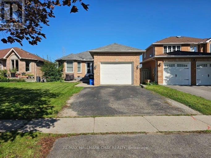 23 MORTON CRESCENT, Barrie (West Bayfield), Ontario, L4N7T4