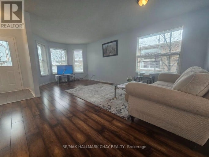 23 MORTON CRESCENT, Barrie (West Bayfield), Ontario, L4N7T4