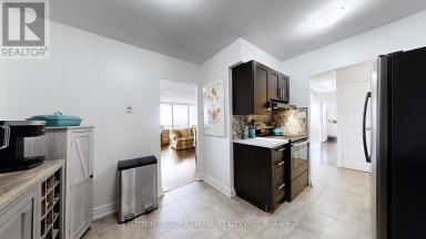 2402 - 85 EMMETT AVENUE Toronto (Mount Dennis) Ontario photo 10
