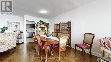 2402 - 85 EMMETT AVENUE Toronto (Mount Dennis) Ontario photo 11