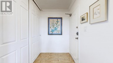 2402 - 85 EMMETT AVENUE Toronto (Mount Dennis) Ontario photo 4