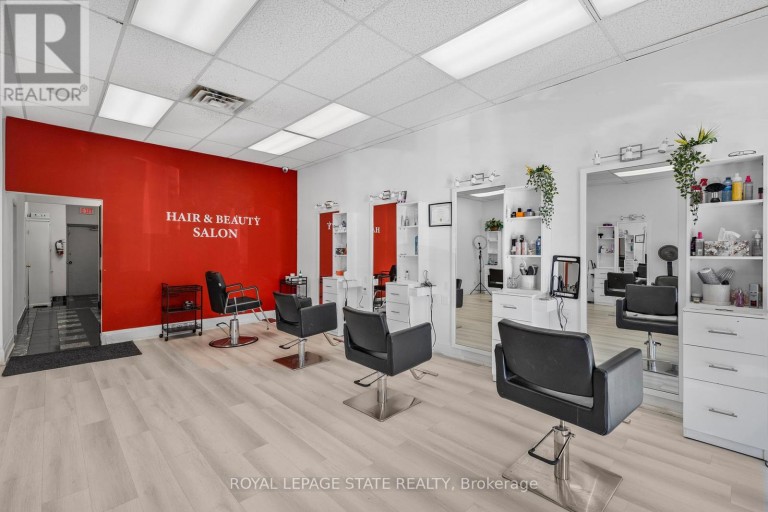 6 - 665 PLAINS ROAD E, Burlington (LaSalle), Ontario, L7T2E8