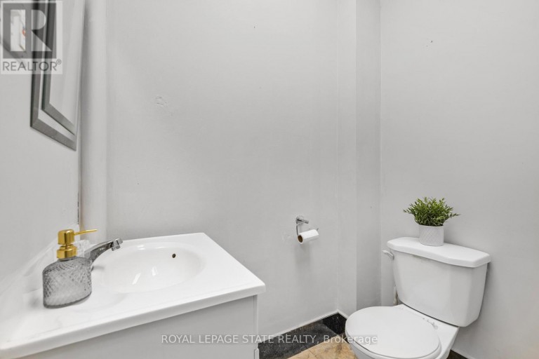 6 - 665 PLAINS ROAD E, Burlington (LaSalle), Ontario, L7T2E8