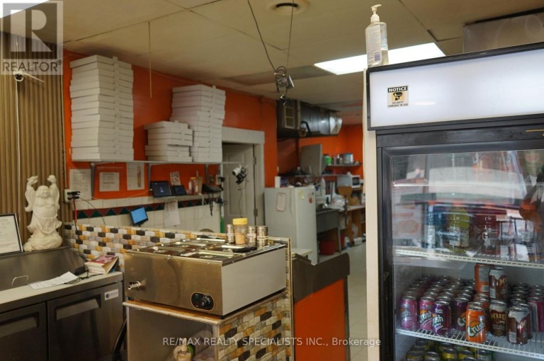 157 KING STREET E, Kitchener, Ontario, N2G2K8